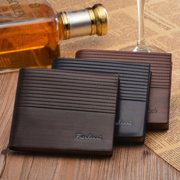 Cartera de cuero Fuerdanni para hombre. En las compras al por mayor